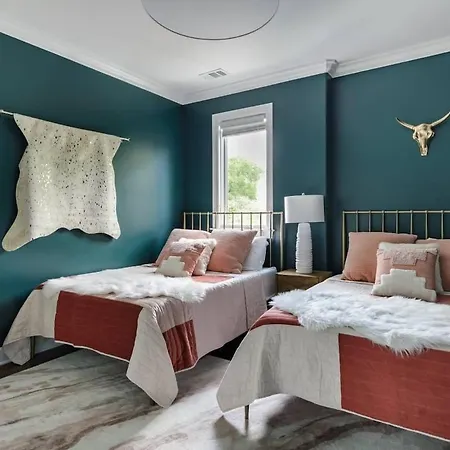 Relax Into Urban Chic At A Textured East Nashville